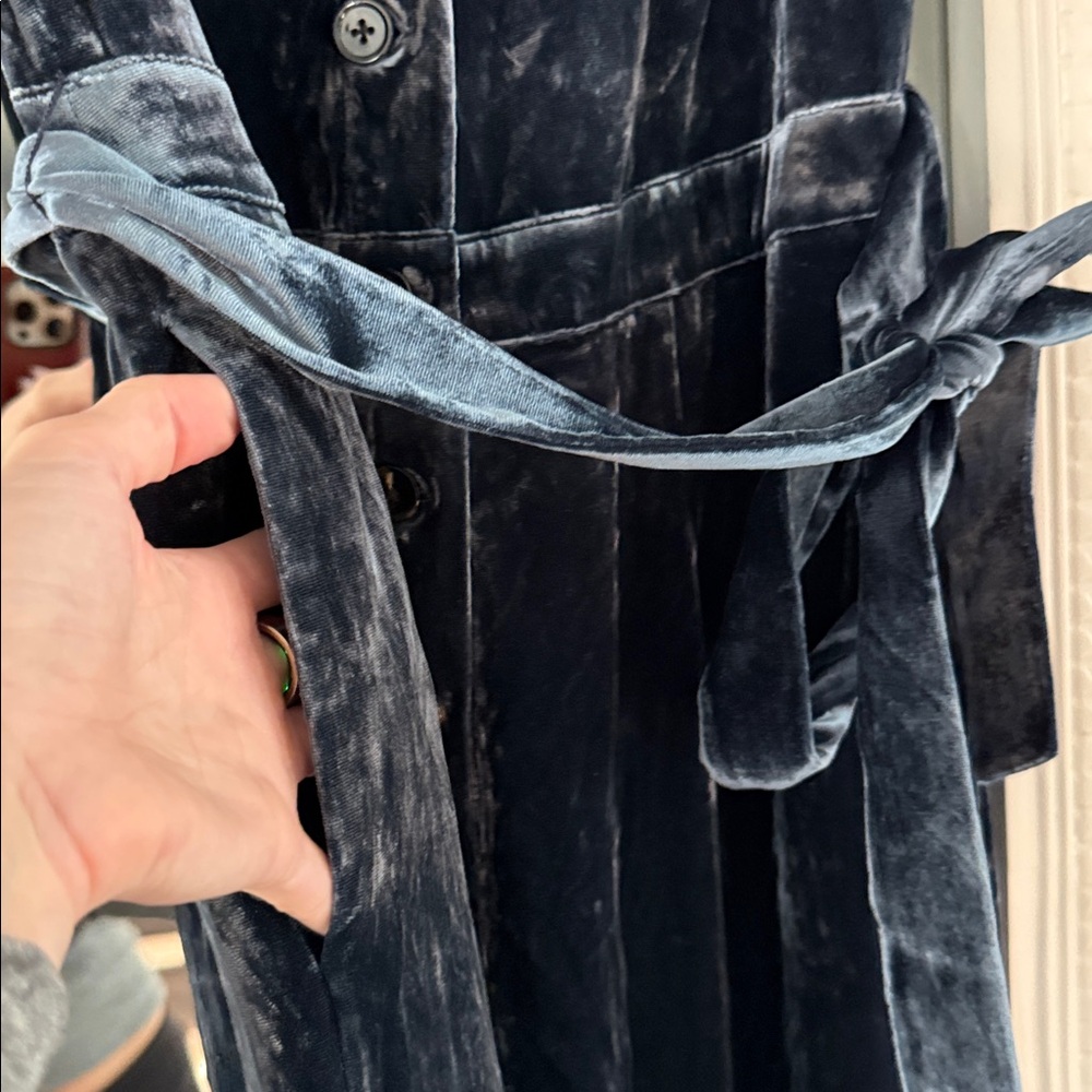 Faherty velvet jumpsuit - Picture 5 of 6